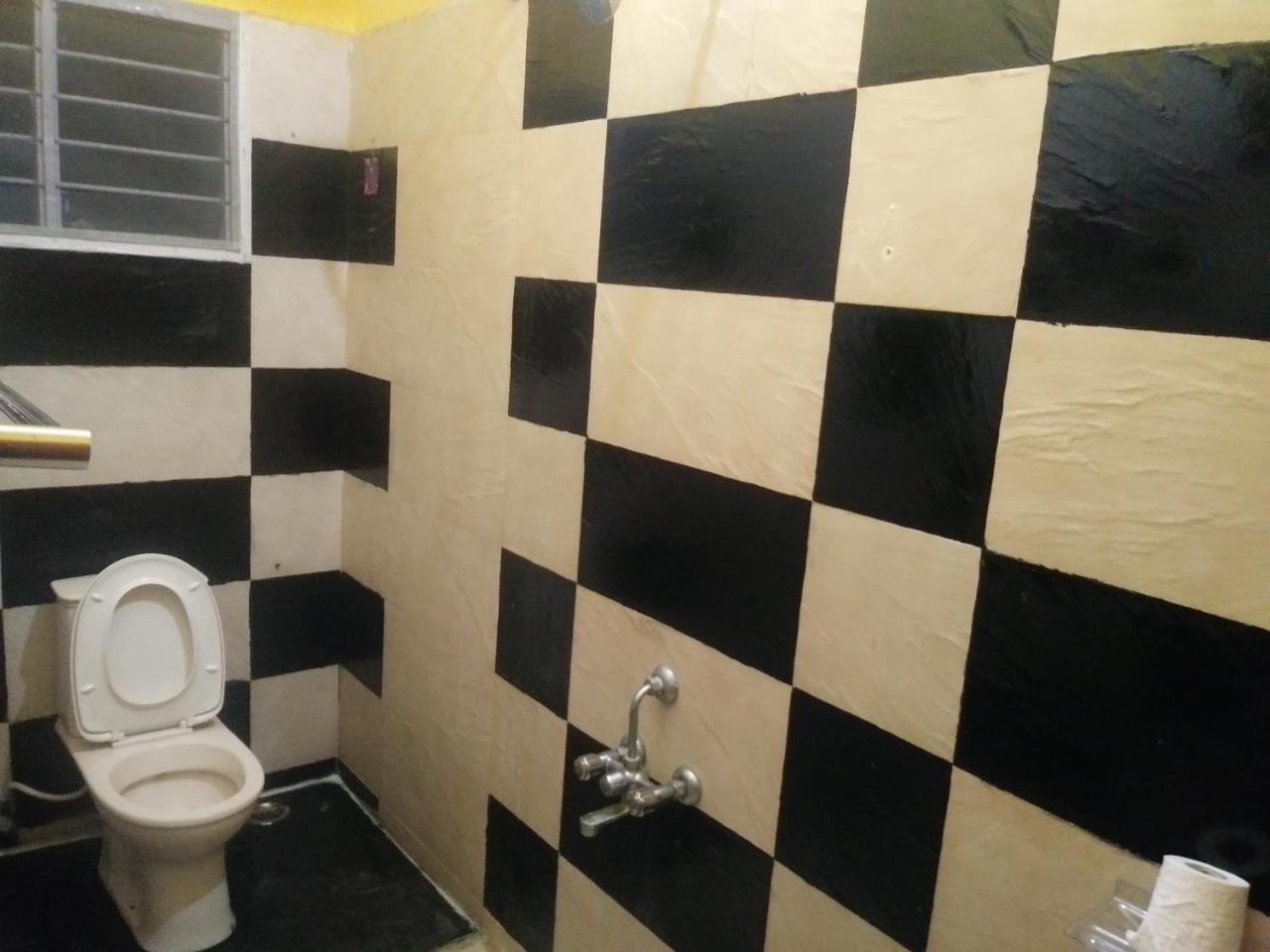 Royale Achaya Bed and Breakfast Chennai Eksteriør billede
